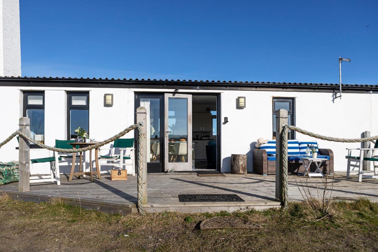 Finest Retreats - The Lighthouse Hide Villa Rampside Buitenkant foto